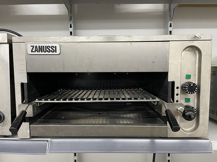 HORNO SALAMANDRA   ZANUSSI