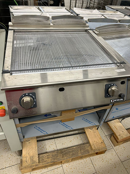 PLANCHA RALLADA GAS  FRG941GCR GIORIK