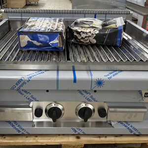 PARRILLA GRILL A GAS  GGL721-S
