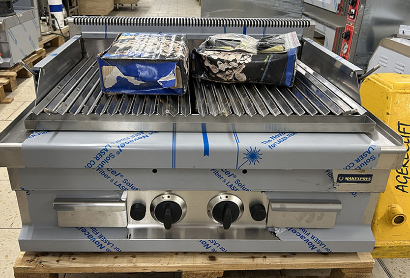 PARRILLA GRILL A GAS  GGL721-S